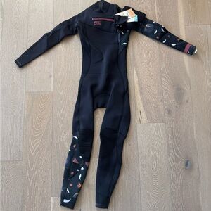 Eicoprene women’s wetsuit size 6 NEW organic non toxic